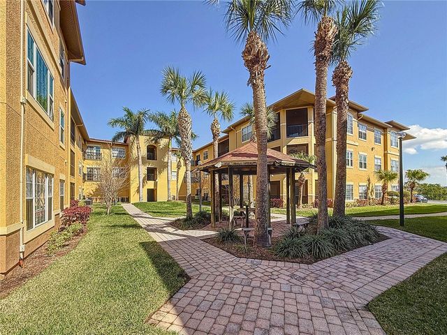 4323 BAYSIDE VILLAGE DRIVE 227, Tampa, FL 33615