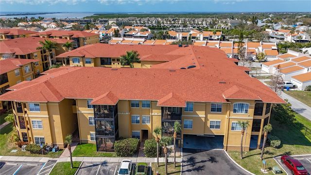 4323 BAYSIDE VILLAGE DRIVE 227, Tampa, FL 33615