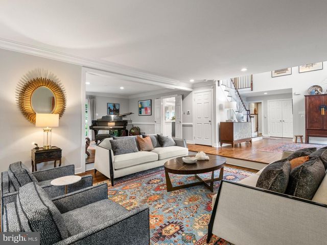 430 FREEDOM VIEW LN, Phoenixville, PA 19460