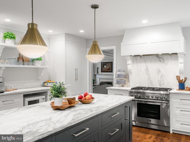 430 FREEDOM VIEW LN, Phoenixville, PA 19460