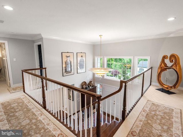 430 FREEDOM VIEW LN, Phoenixville, PA 19460