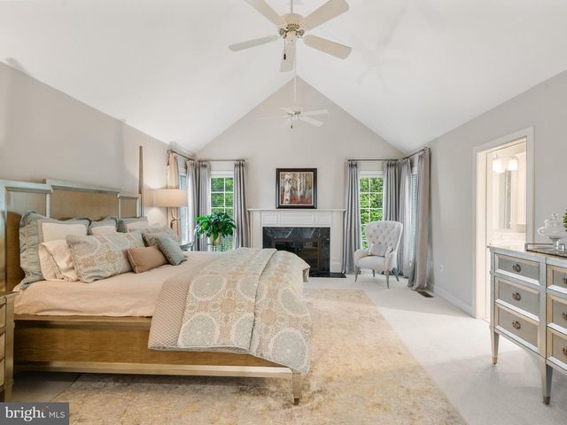430 FREEDOM VIEW LN, Phoenixville, PA 19460