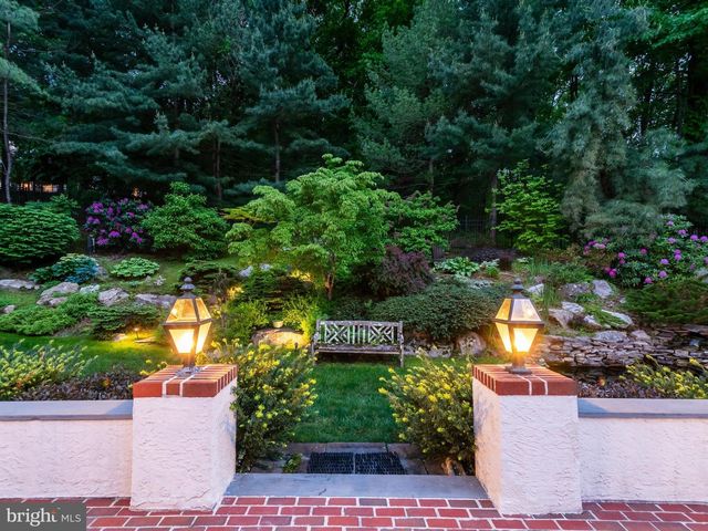 430 FREEDOM VIEW LN, Phoenixville, PA 19460