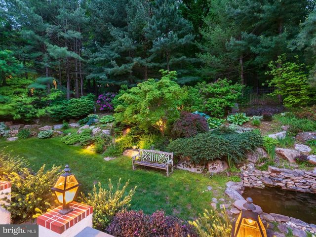 430 FREEDOM VIEW LN, Phoenixville, PA 19460