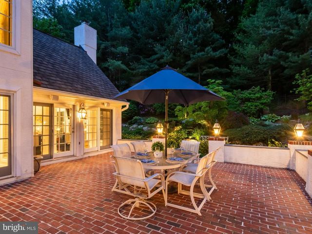 430 FREEDOM VIEW LN, Phoenixville, PA 19460