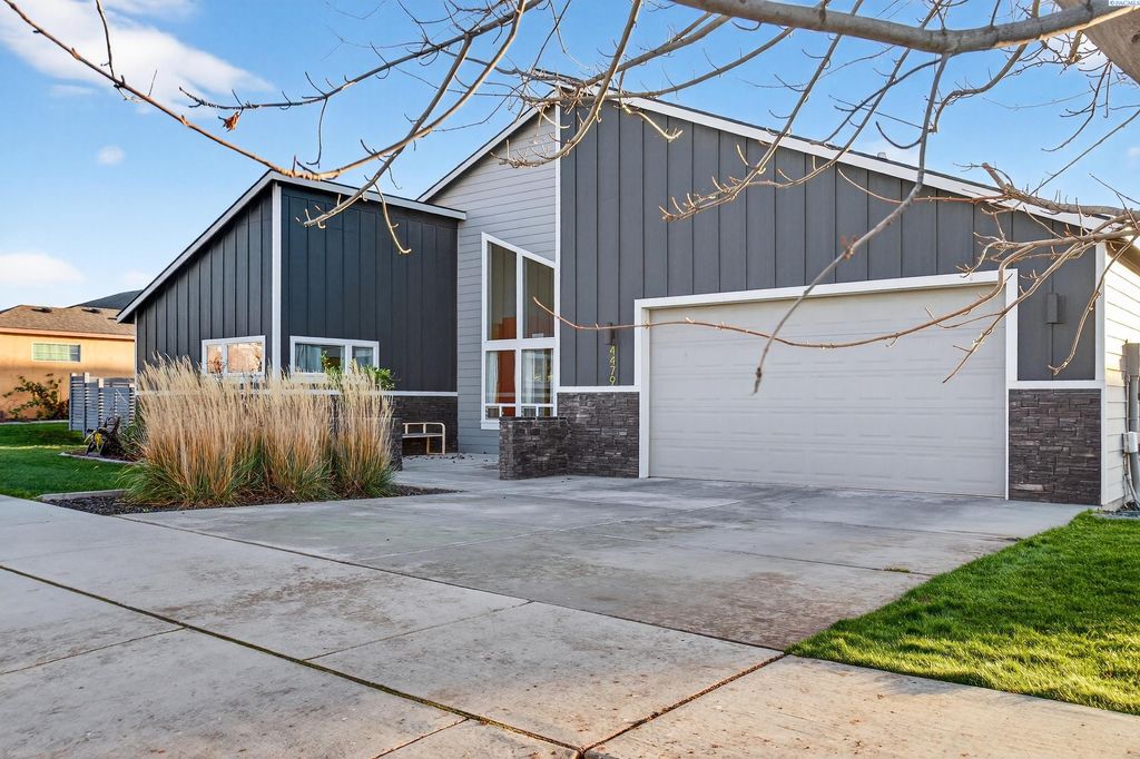 4479 Highview St, Richland, WA 99352