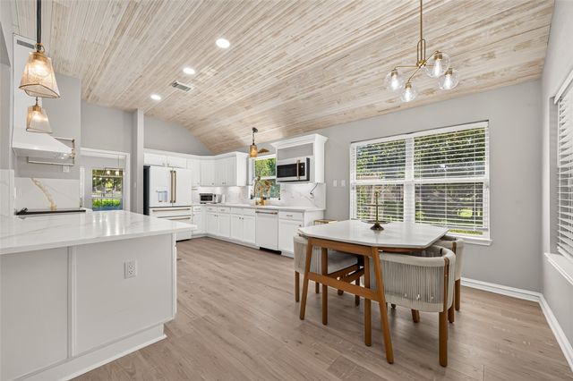 81 N Holly Glen Drive, Point Blank, TX 77364