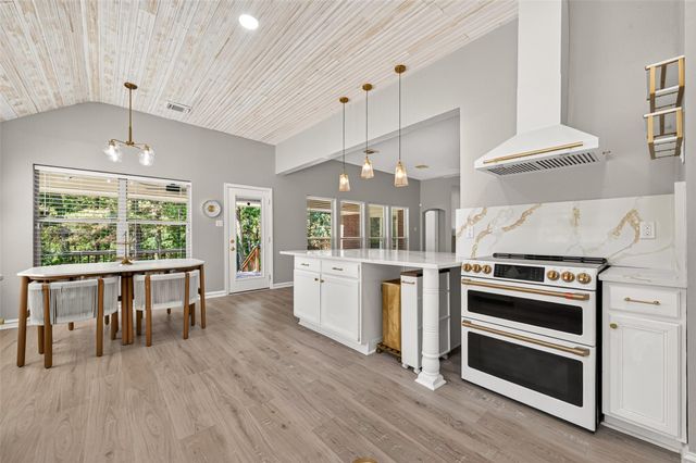 81 N Holly Glen Drive, Point Blank, TX 77364