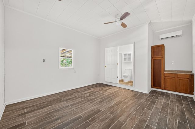 81 N Holly Glen Drive, Point Blank, TX 77364