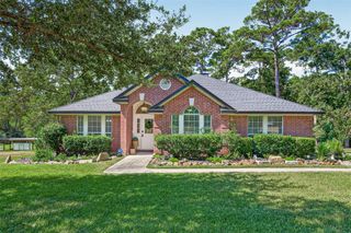 81 N Holly Glen Drive, Point Blank, TX 77364