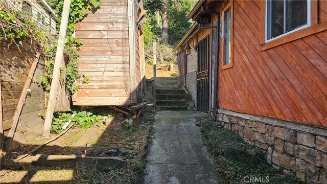 2898 Sierra Drive, Clearlake, CA 95422