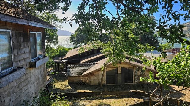 2898 Sierra Drive, Clearlake, CA 95422