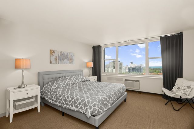 4250 N Marine Drive 1830, Chicago, IL 60613