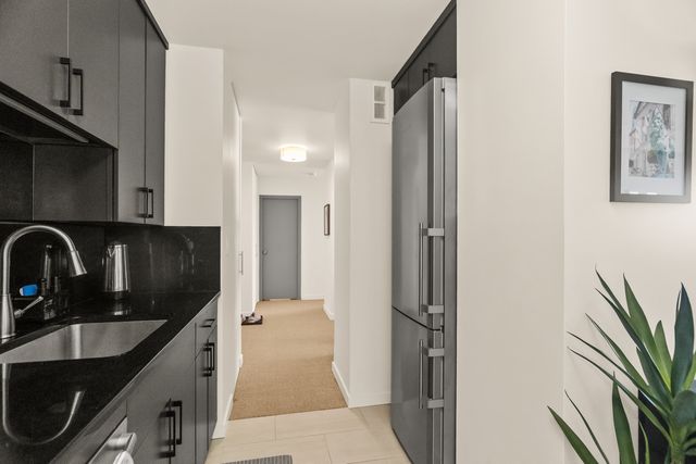 4250 N Marine Drive 1830, Chicago, IL 60613