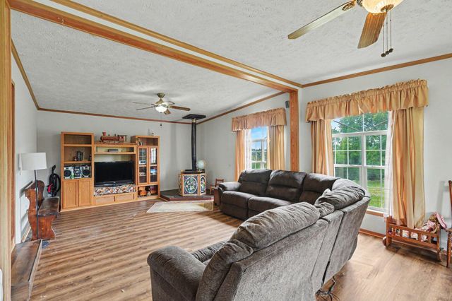 1365 Little Sugar Creek Road, Warsaw, KY 41095