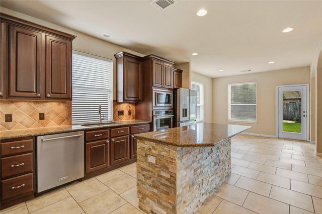 22423 Wenbury Drive, Tomball, TX 77375