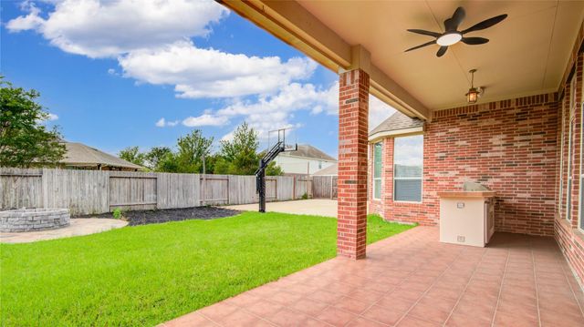 22423 Wenbury Drive, Tomball, TX 77375
