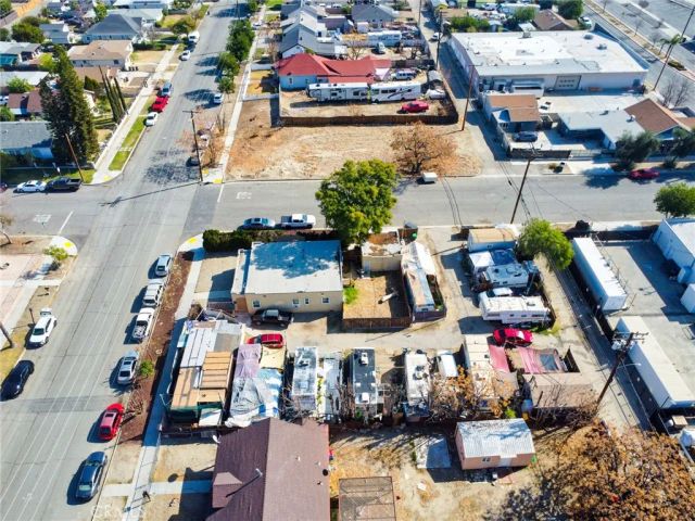 584 E H Street, Colton, CA 92324