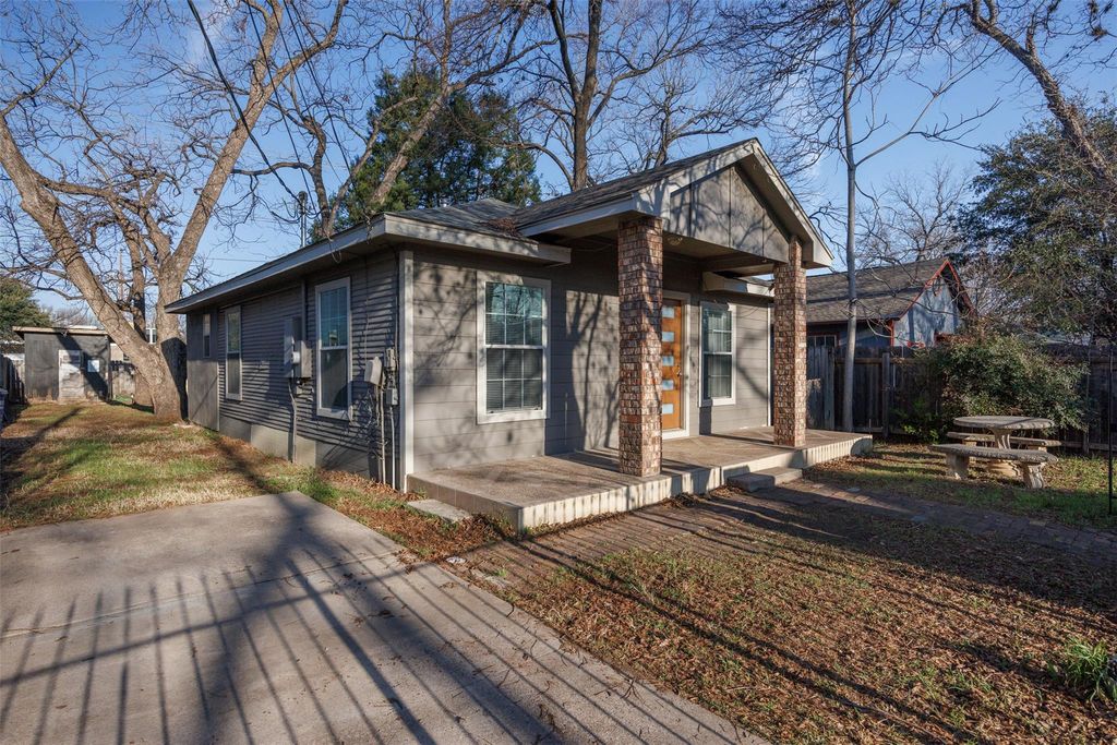 72 Julius ST, Austin, TX 78702