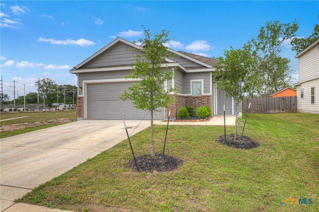 Image 22 of property listing at 621 Kulpa Cross, Seguin, TX 78155