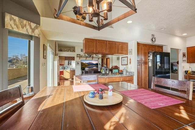 500 Nicklaus Drive SE, Rio Rancho, NM 87124