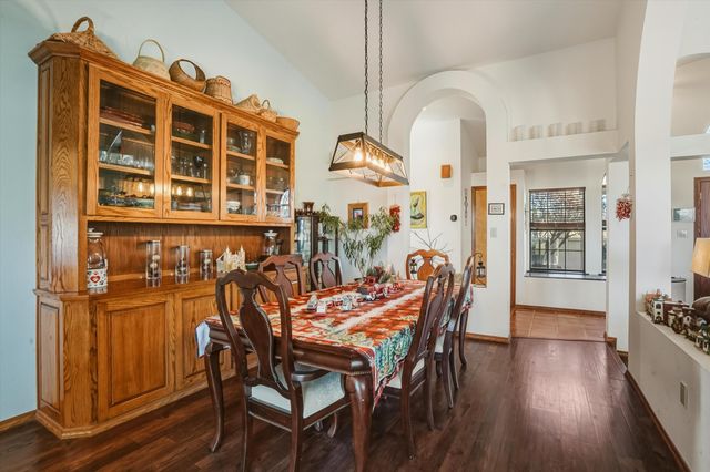 500 Nicklaus Drive SE, Rio Rancho, NM 87124