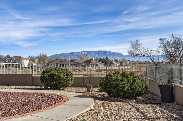 500 Nicklaus Drive SE, Rio Rancho, NM 87124