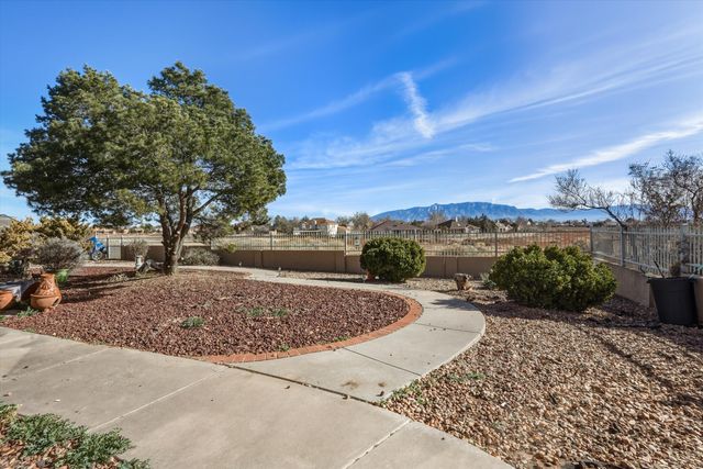 500 Nicklaus Drive SE, Rio Rancho, NM 87124