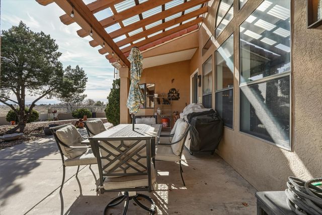 500 Nicklaus Drive SE, Rio Rancho, NM 87124