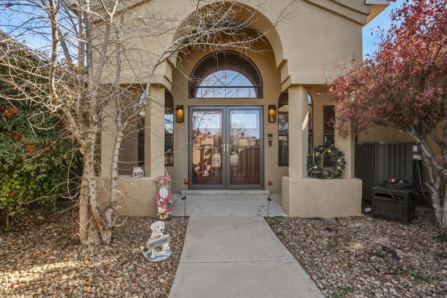 500 Nicklaus Drive SE, Rio Rancho, NM 87124