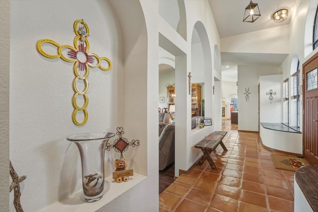 500 Nicklaus Drive SE, Rio Rancho, NM 87124