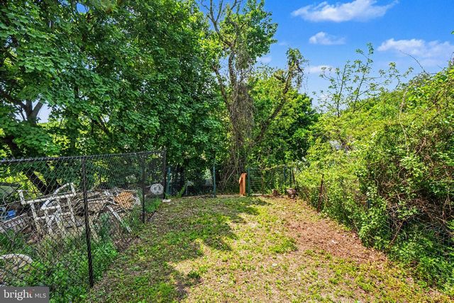 617 N 7TH ST, Pottsville, PA 17901