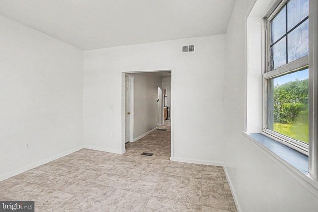 617 N 7TH ST, Pottsville, PA 17901