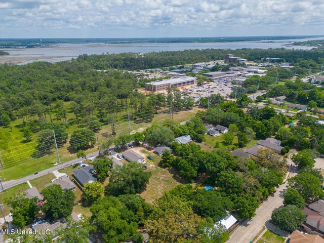 Switzer Road, Gulfport, MS 39507