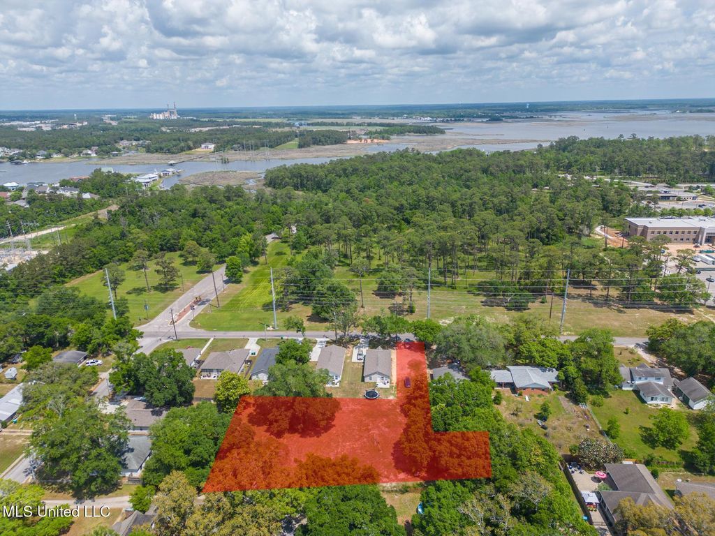 Switzer Road, Gulfport, MS 39507