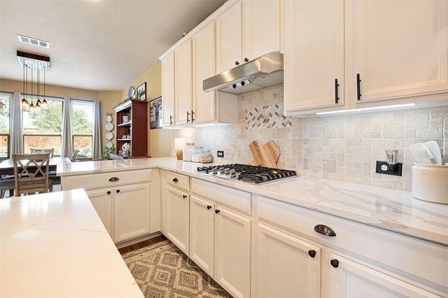 102 McCoy CIR, Bastrop, TX 78602