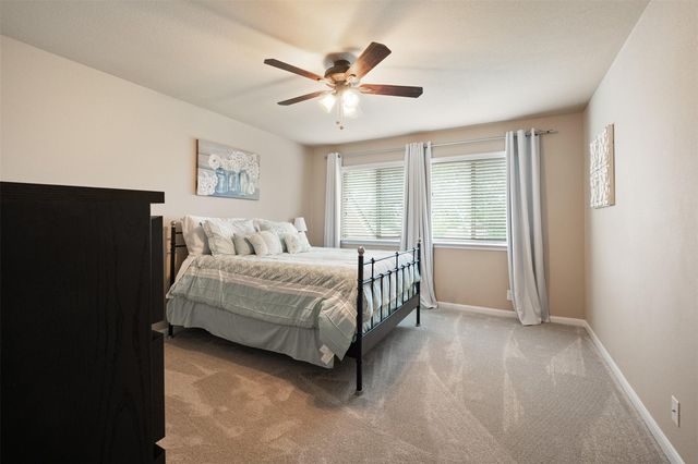102 McCoy CIR, Bastrop, TX 78602