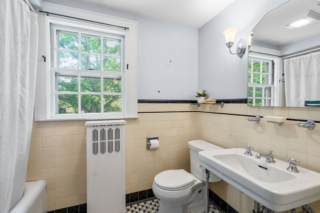70 Kensington Park, Arlington, MA 02476