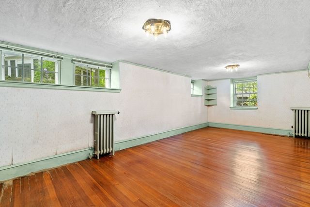 70 Kensington Park, Arlington, MA 02476