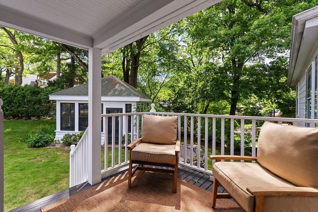 70 Kensington Park, Arlington, MA 02476