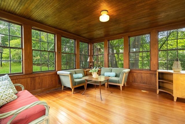 70 Kensington Park, Arlington, MA 02476