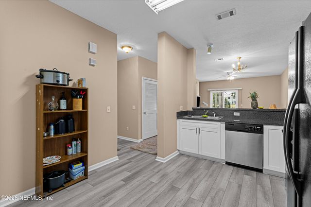 7774 MELVIN Road, Jacksonville, FL 32210