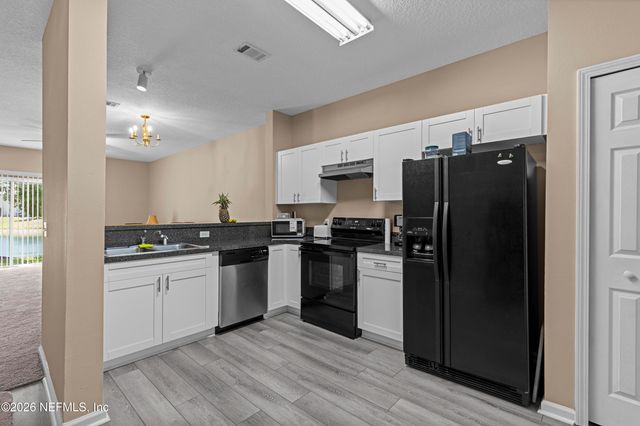 7774 MELVIN Road, Jacksonville, FL 32210
