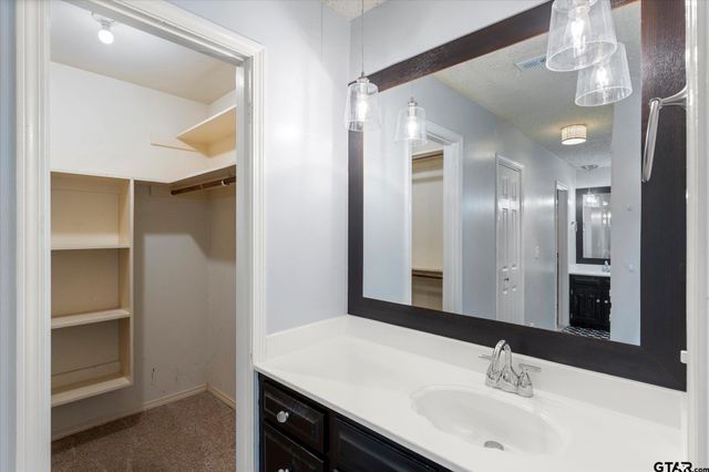 517 Brookwood Drive, Mount Pleasant, TX 75455
