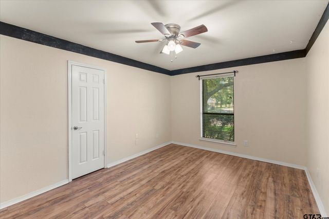 517 Brookwood Drive, Mount Pleasant, TX 75455