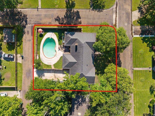 517 Brookwood Drive, Mount Pleasant, TX 75455