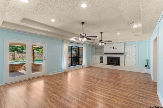 517 Brookwood Drive, Mount Pleasant, TX 75455