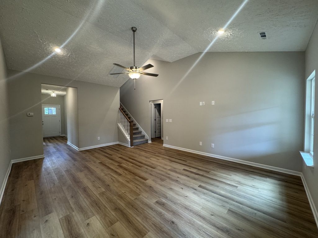 69 Laurel View St, Manchester, TN 37355