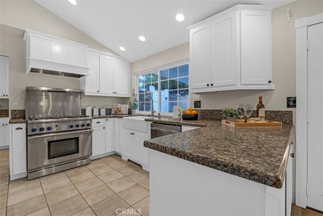 7025 Vista Del Verde, Jurupa Valley, CA 92509