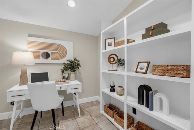 7025 Vista Del Verde, Jurupa Valley, CA 92509